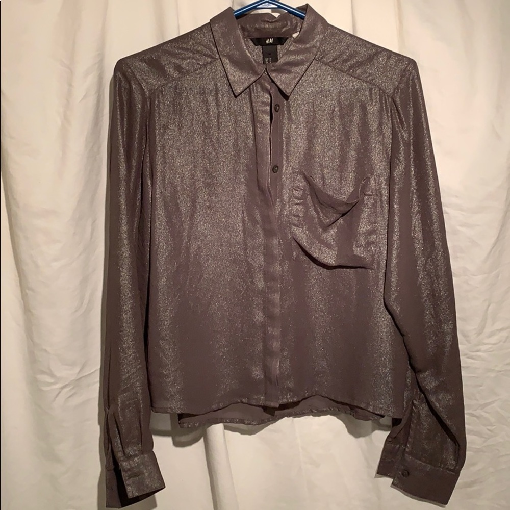 3/12 H&M grey silver blouse button down w/collar